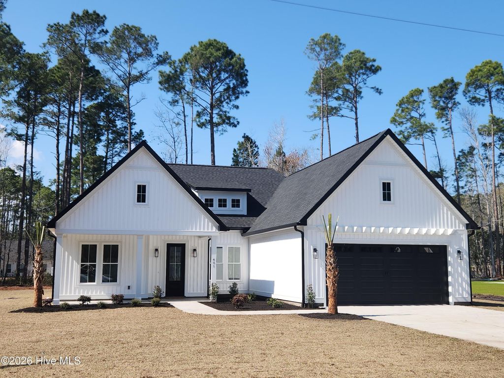 401 Baypark Drive NW, Calabash, NC 28467