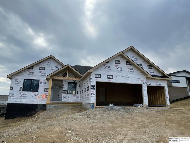 16915 Benjamin Street, Bennington, NE 68007