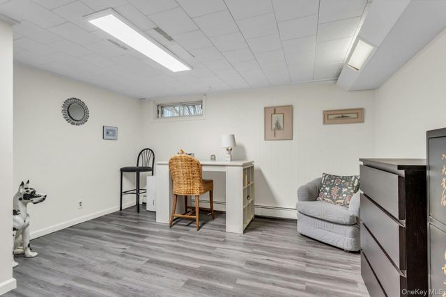 2 Nancy Court, Glen Cove, NY 11542