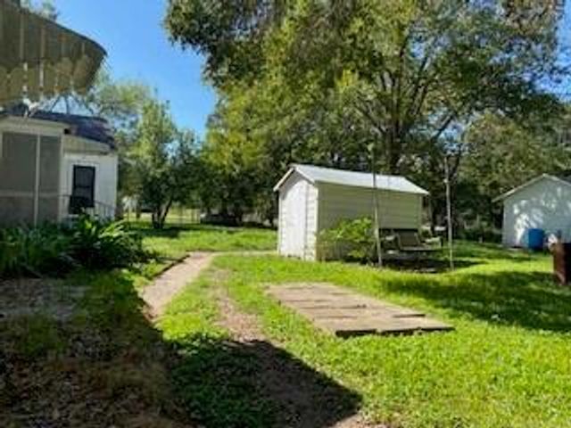 503 Main Street, Garwood, TX 77442