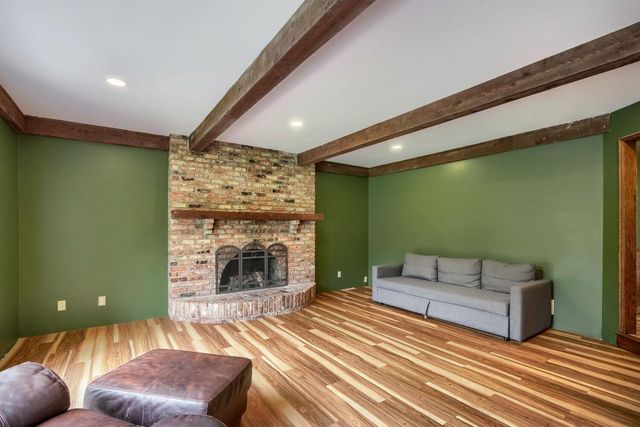 3005 Carlsbad Court, Burnsville, MN 55337