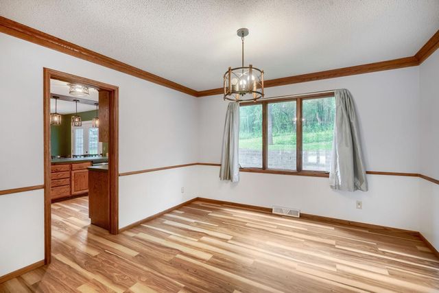 3005 Carlsbad Court, Burnsville, MN 55337