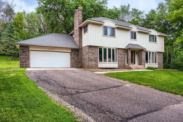 3005 Carlsbad Court, Burnsville, MN 55337