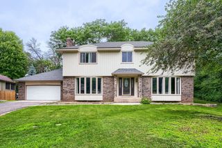 3005 Carlsbad Court, Burnsville, MN 55337