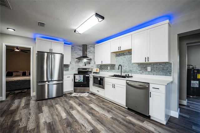 115 FLAMINGO DRIVE, Auburndale, FL 33823