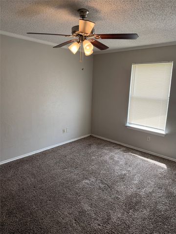 107 Hidalgo Lane, Arlington, TX 76014