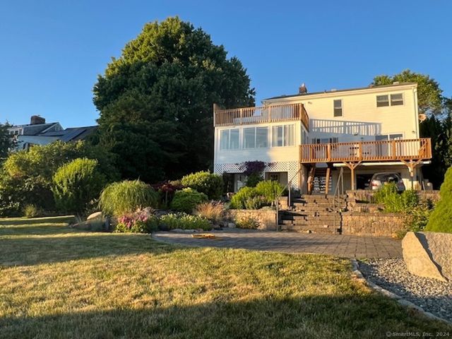 123 Seneca Drive, Groton, CT 06340