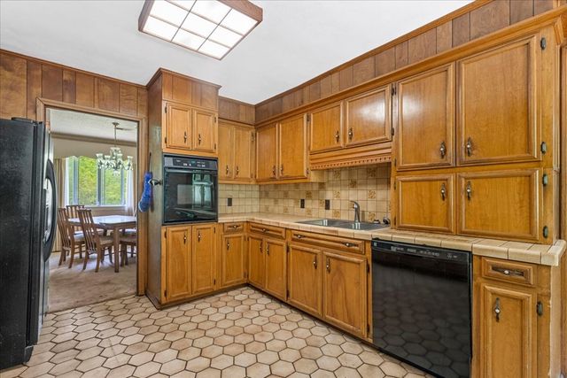 857 Old CCC Camp Road, Chatsworth, GA 30705