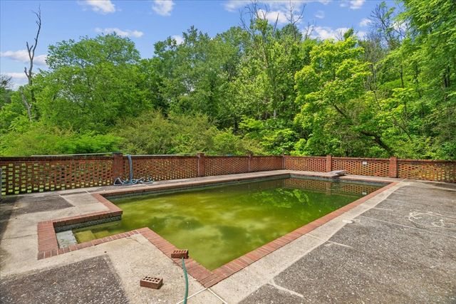857 Old CCC Camp Road, Chatsworth, GA 30705