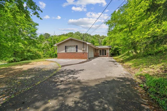 857 Old CCC Camp Road, Chatsworth, GA 30705