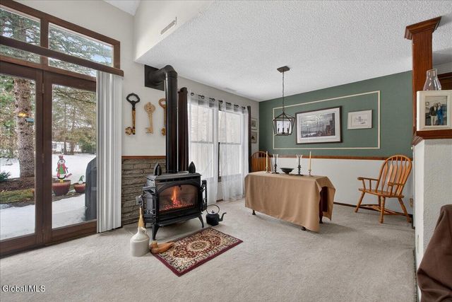 38 Stoney Creek Drive, Clifton Park, NY 12065