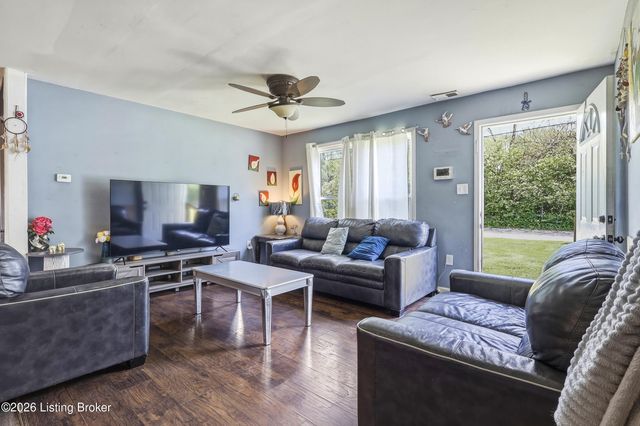 4110 Riedley Rd, Louisville, KY 40216