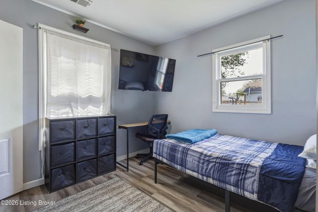 4110 Riedley Rd, Louisville, KY 40216