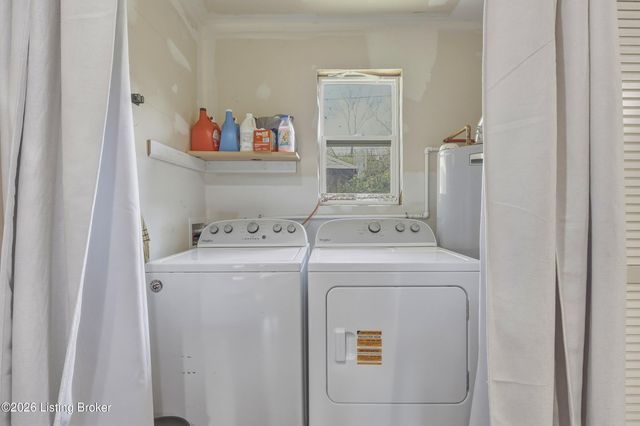 4110 Riedley Rd, Louisville, KY 40216