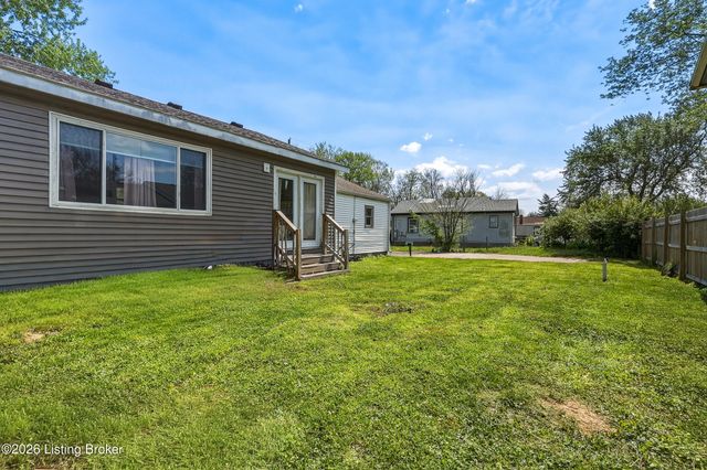 4110 Riedley Rd, Louisville, KY 40216