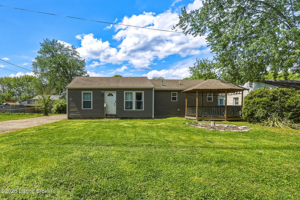 4110 Riedley Rd, Louisville, KY 40216