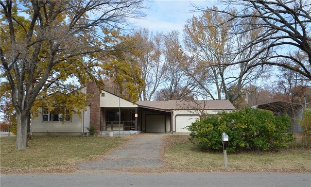 4630 SW 9th Street, Topeka, KS 66606