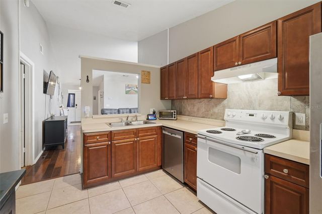 7828 WORTHAM COURT, Orlando, FL 32825