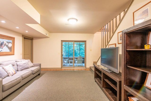 321 Kettle COURT, Slinger, WI 53086
