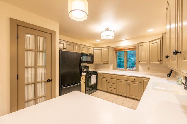 321 Kettle COURT, Slinger, WI 53086