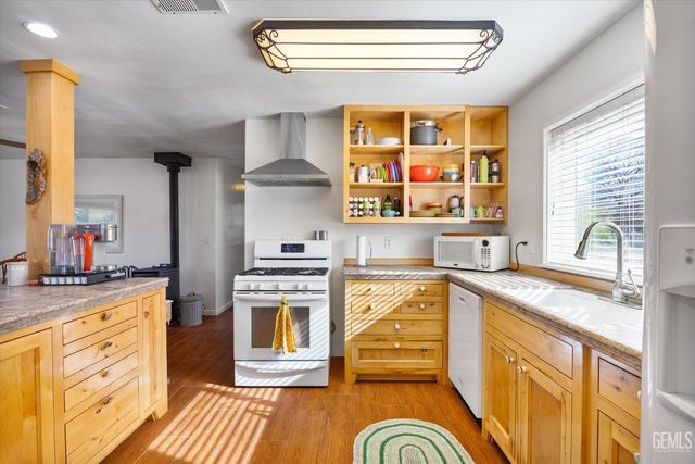 41346 Basin Street, Caliente, CA 93518