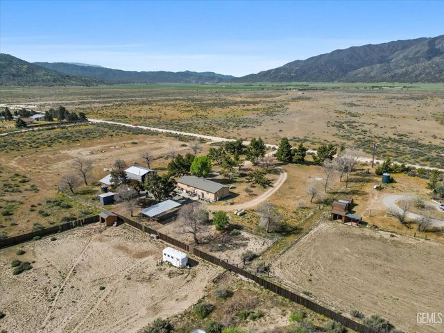 41346 Basin Street, Caliente, CA 93518