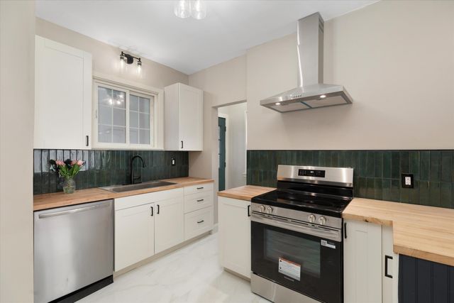 14541 Woodmont Avenue, Detroit, MI 48227