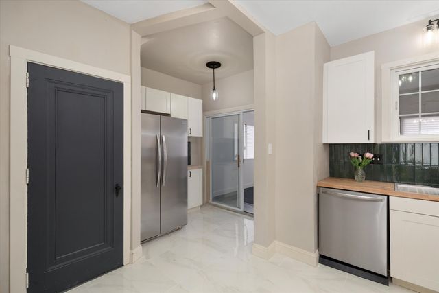 14541 Woodmont Avenue, Detroit, MI 48227