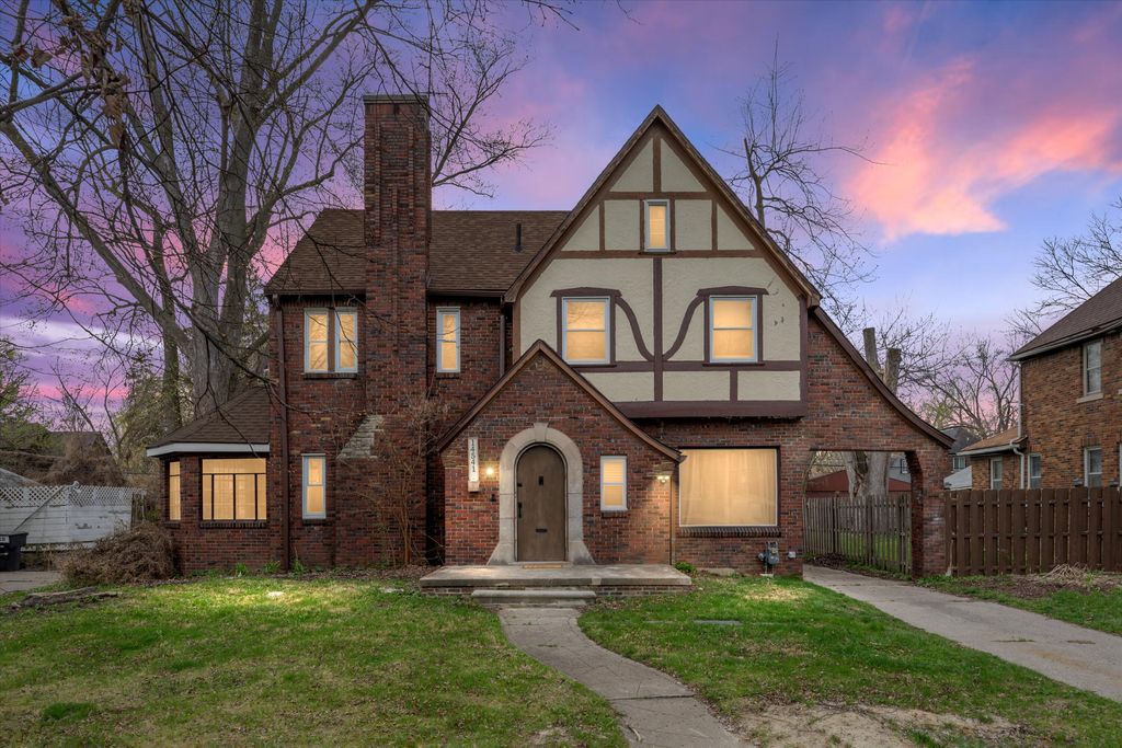 14541 Woodmont Avenue, Detroit, MI 48227