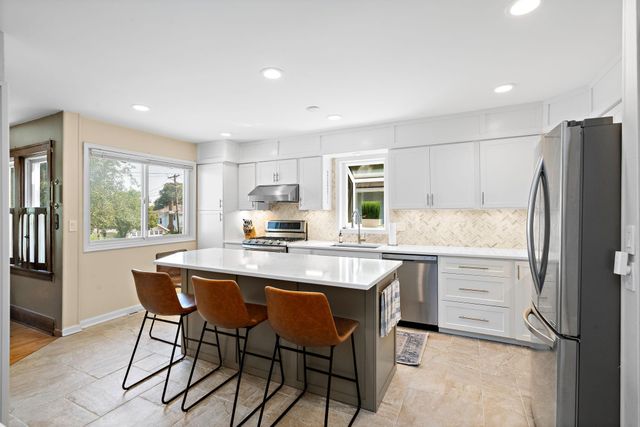 101 E 48th Street, Minneapolis, MN 55419