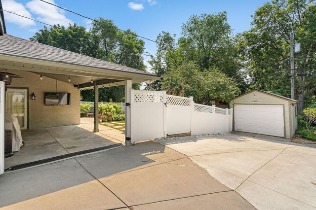 101 E 48th Street, Minneapolis, MN 55419