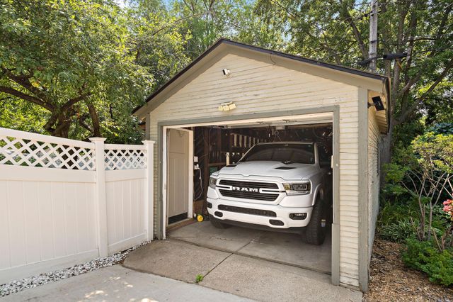 101 E 48th Street, Minneapolis, MN 55419
