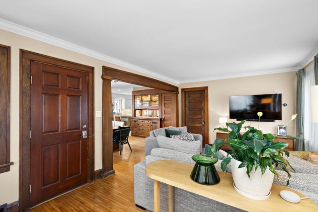 101 E 48th Street, Minneapolis, MN 55419