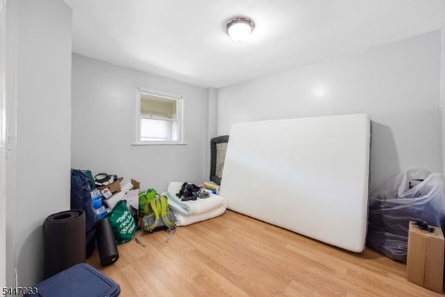 1083 Magnolia Ave, Elizabeth City, NJ 07201