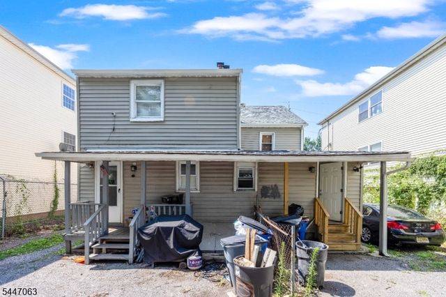 1083 Magnolia Ave, Elizabeth City, NJ 07201