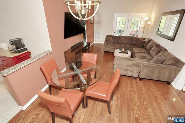 175 Rochelle Avenue 321, Rochelle Park, NJ 07662