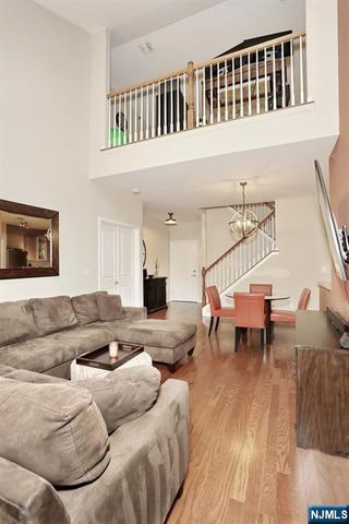 175 Rochelle Avenue 321, Rochelle Park, NJ 07662
