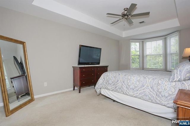 175 Rochelle Avenue 321, Rochelle Park, NJ 07662