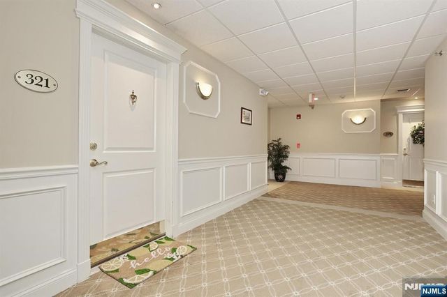 175 Rochelle Avenue 321, Rochelle Park, NJ 07662