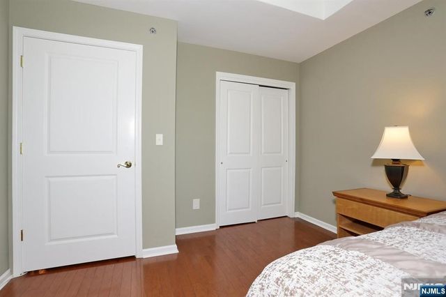 175 Rochelle Avenue 321, Rochelle Park, NJ 07662