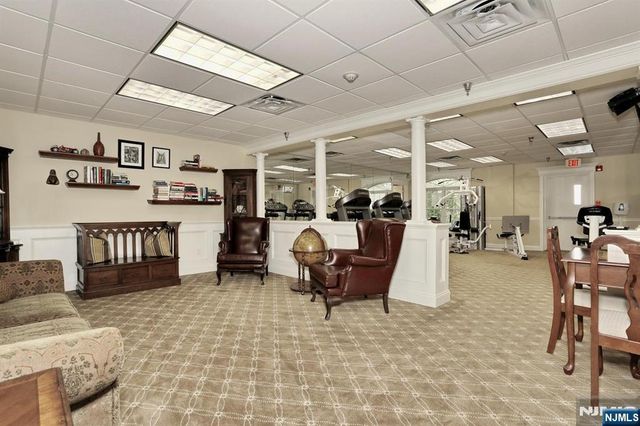 175 Rochelle Avenue 321, Rochelle Park, NJ 07662