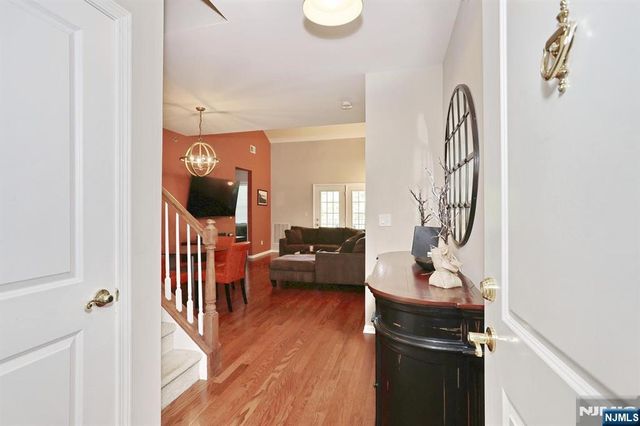 175 Rochelle Avenue 321, Rochelle Park, NJ 07662