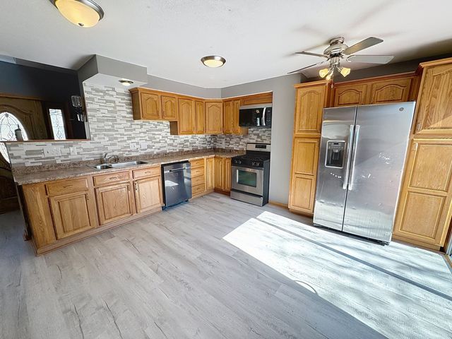 848 20th Avenue, Moline, IL 61265