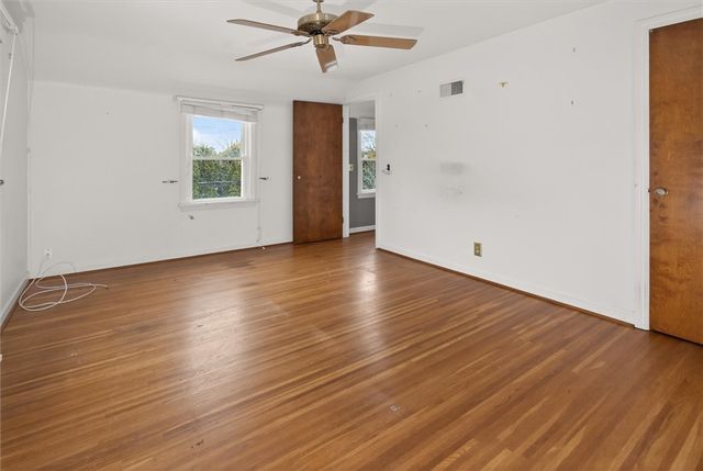 205 Thorncliffe Drive, Irondequoit, NY 14617