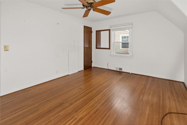 205 Thorncliffe Drive, Irondequoit, NY 14617