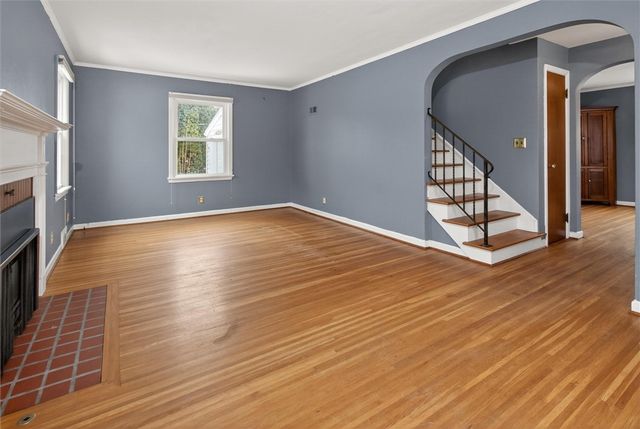 205 Thorncliffe Drive, Irondequoit, NY 14617