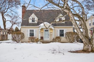 205 Thorncliffe Drive, Irondequoit, NY 14617