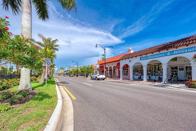9845 HILLTOP DRIVE, Venice, FL 34292