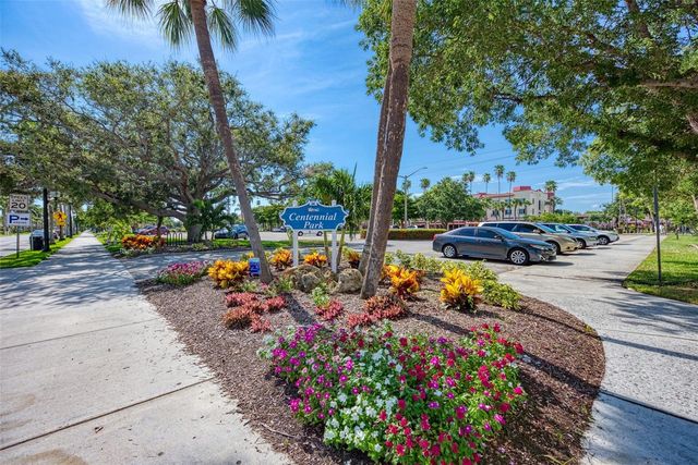 9845 HILLTOP DRIVE, Venice, FL 34292