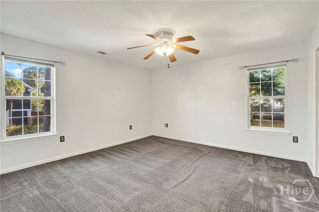 Image 16 of property listing at 403 7th Street, Tybee Island, GA 31328